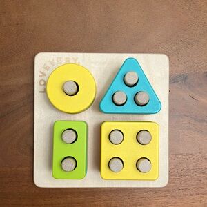 Lovevery Sort and Stack Peg Puzzle